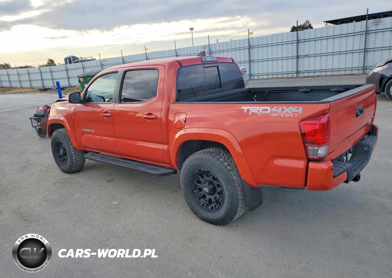 2017 Toyota Tacoma Trd Sport VIN:3TMCZ5AN2HM056895 - 2