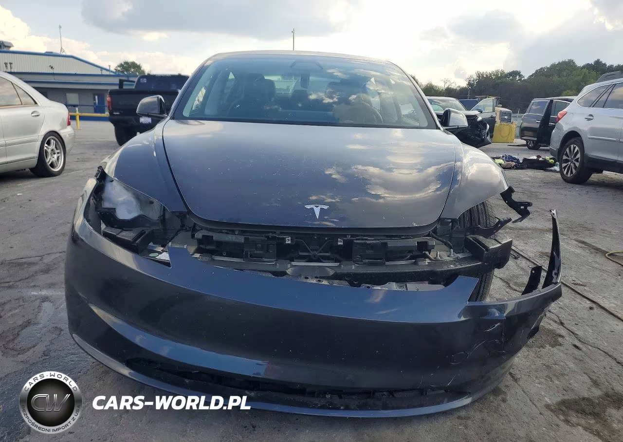2025 Tesla Model 3 Long Range Rear-Wheel Drive-Standard Rear-Wheel Drive VIN:5YJ3E1EA2SF070478 - 5