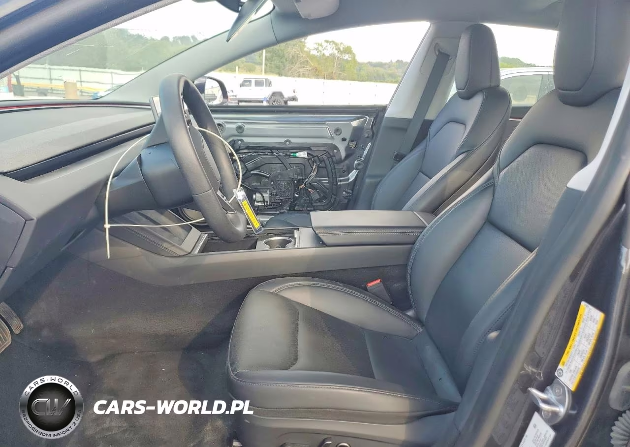 2025 Tesla Model 3 Long Range Rear-Wheel Drive-Standard Rear-Wheel Drive VIN:5YJ3E1EA2SF070478 - 7