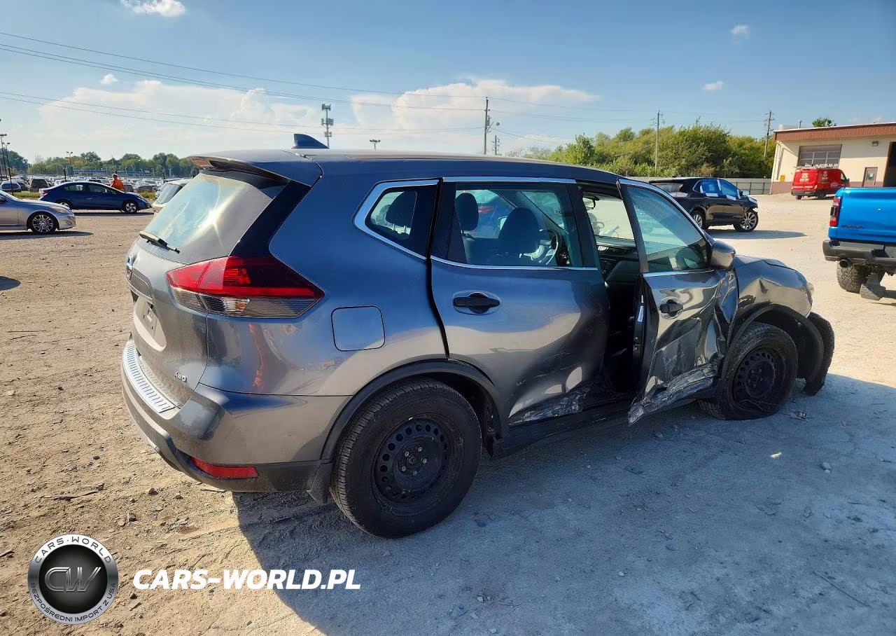 2018 Nissan Rogue S VIN:5N1AT2MV4JC780156 - 3