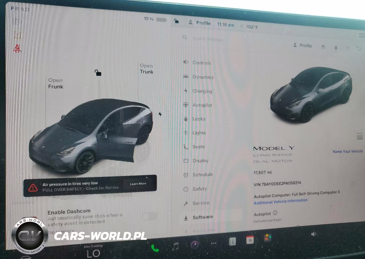 2023 Tesla Model Y VIN:7SAYGDEE2PA058214 - 9