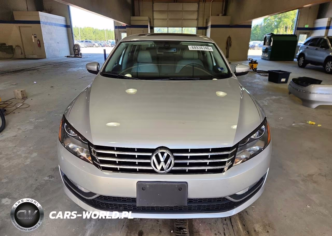 2013 Volkswagen Passat Sel VIN:1VWCH7A35DC070795 - 5