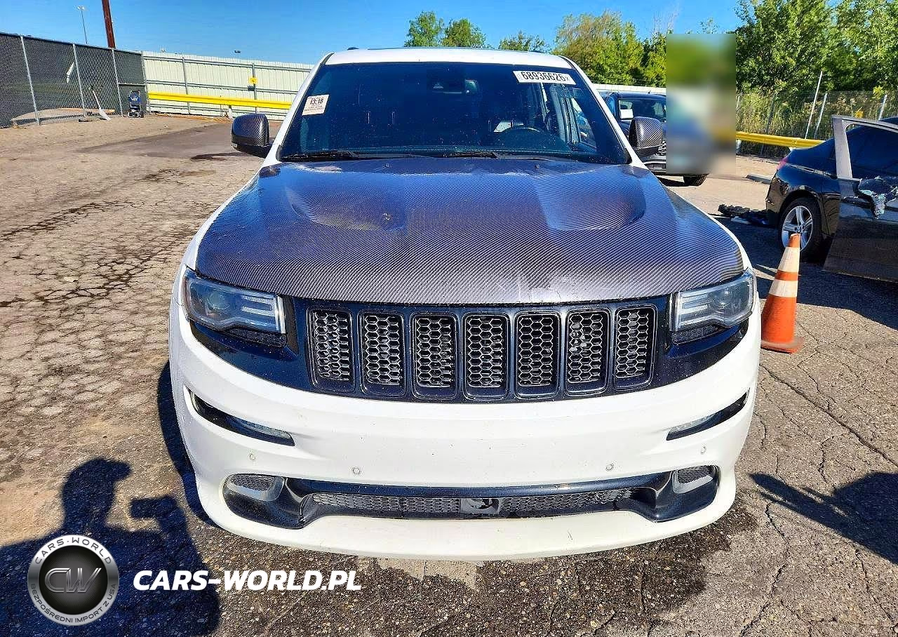 2015 Jeep Grand Cherokee Srt-8 VIN:1C4RJFDJ7FC776384 - 5