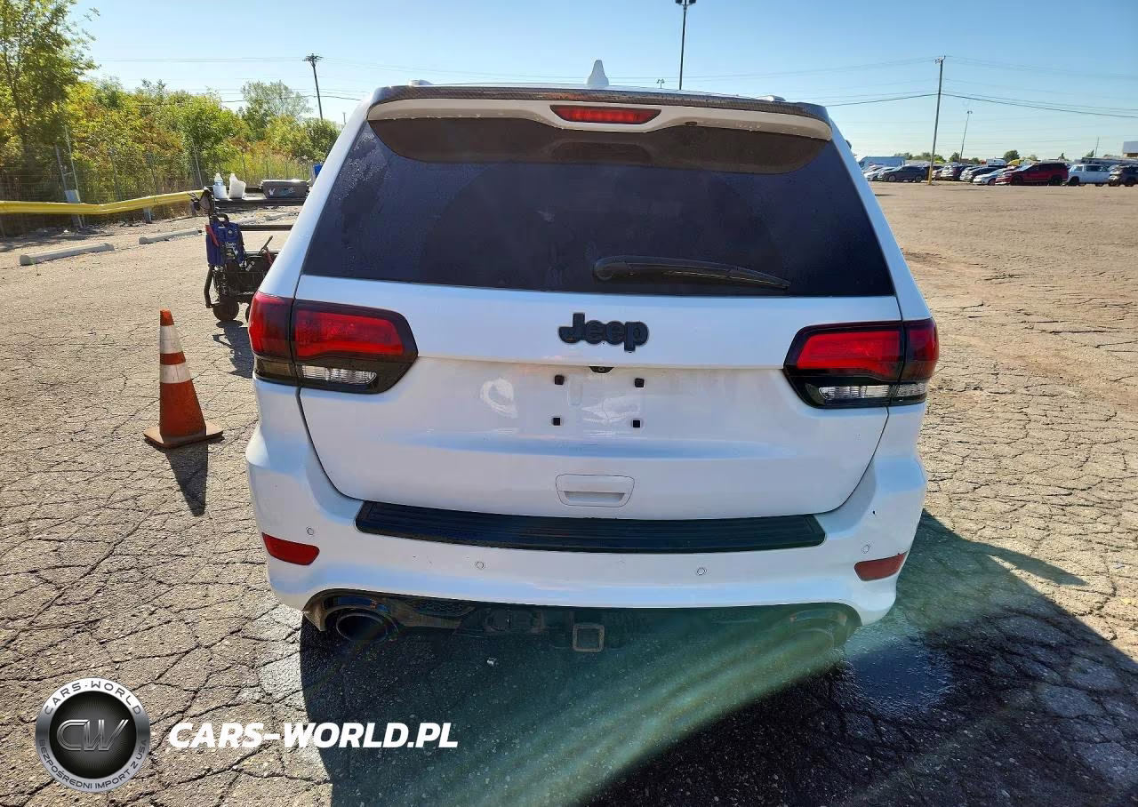 2015 Jeep Grand Cherokee Srt-8 VIN:1C4RJFDJ7FC776384 - 6