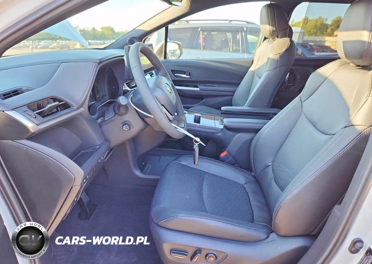 2026 Toyota Sienna Limited 7-Passenger VIN:5TDZSKFC0TS269549 - 7