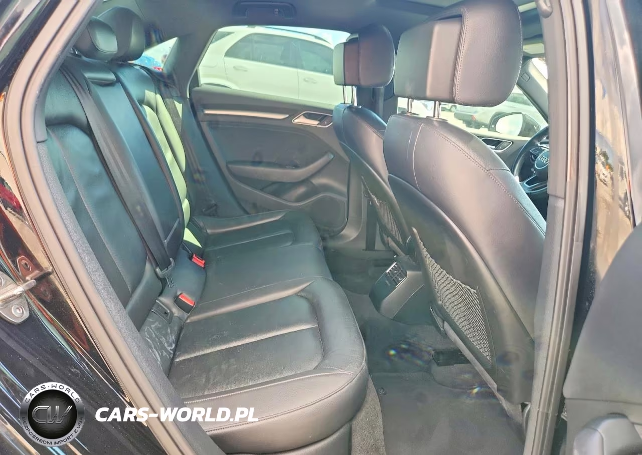 2018 Audi A3 Premium VIN:WAUAUGFFXJ1060342 - 10