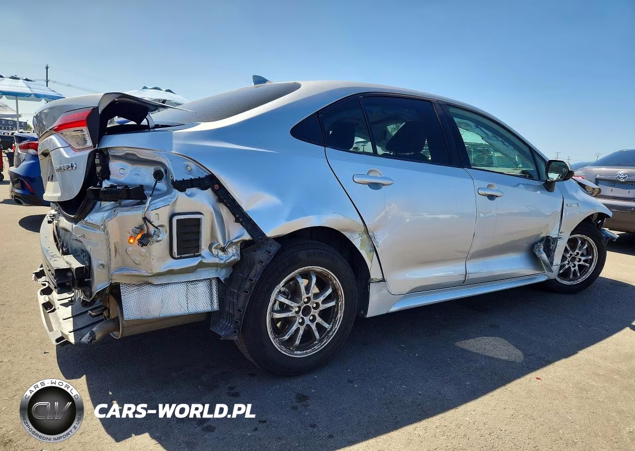 2020 Toyota Corolla Le VIN:JTDEBRBE1LJ012637 - 3