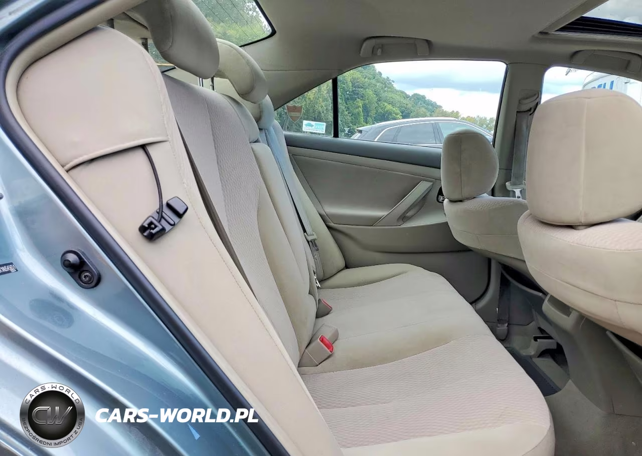 2010 Toyota Camry Le VIN:4T1BF3EK1AU545651 - 10