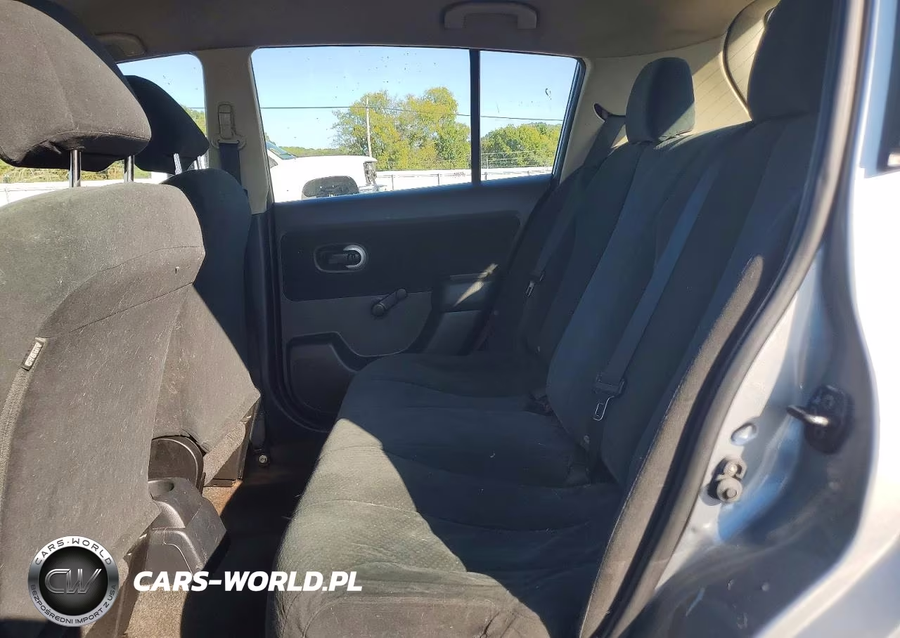 2011 Nissan Versa 1.8 S VIN:3N1BC1CP4BL463914 - 10