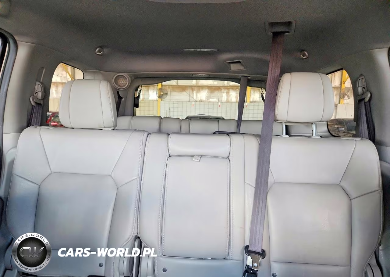 2013 Honda Pilot Touring VIN:5FNYF3H94DB038604 - 10