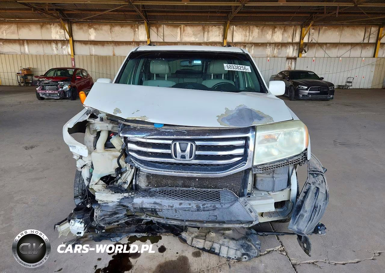 2013 Honda Pilot Touring VIN:5FNYF3H94DB038604 - 5