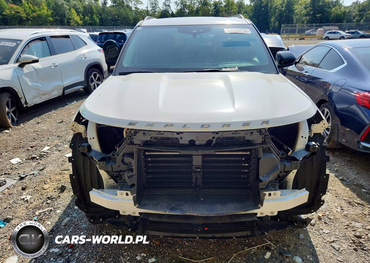 2023 Ford Explorer Xlt VIN:1FMSK8DHXPGB30009 - 5