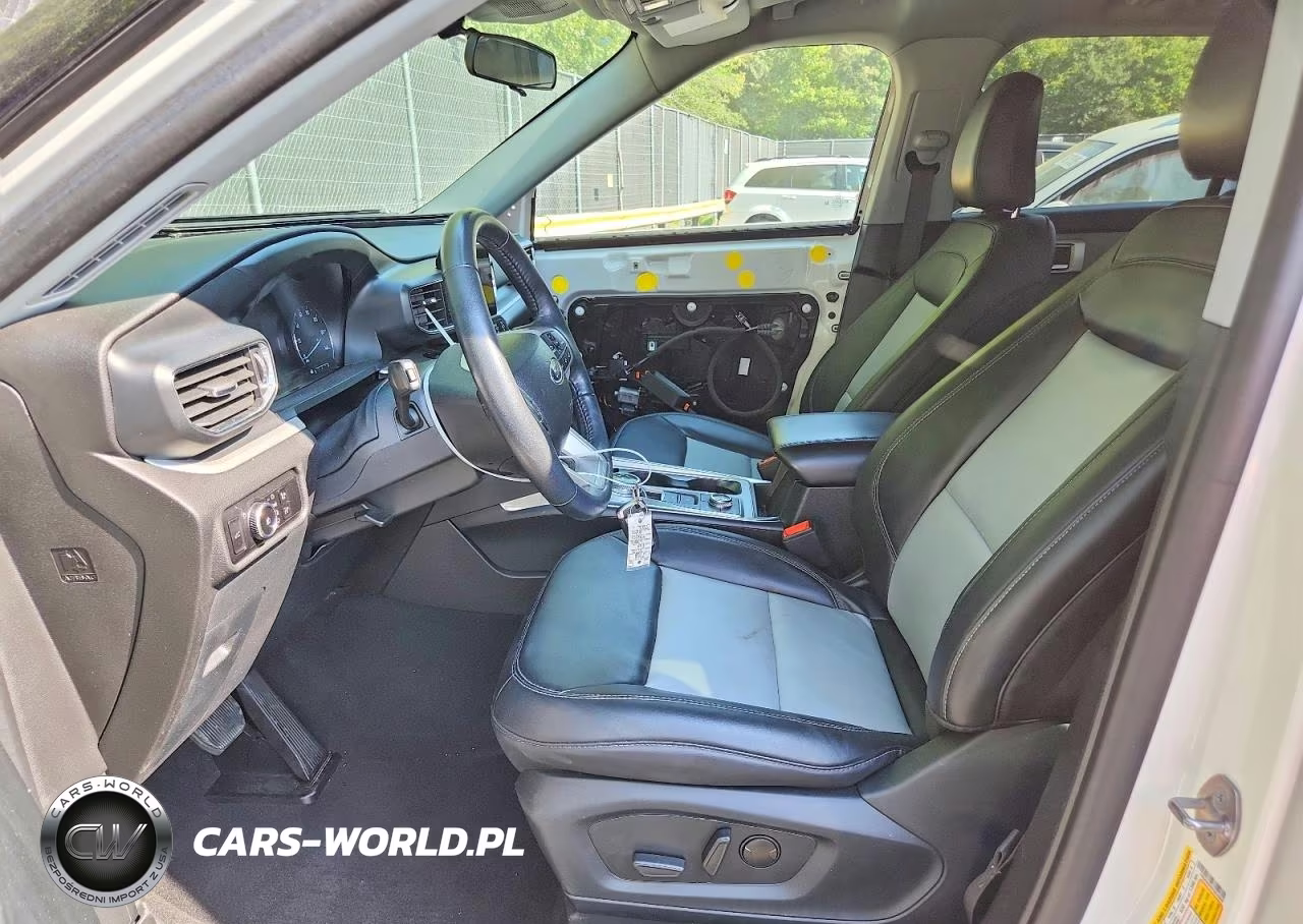 2023 Ford Explorer Xlt VIN:1FMSK8DHXPGB30009 - 7