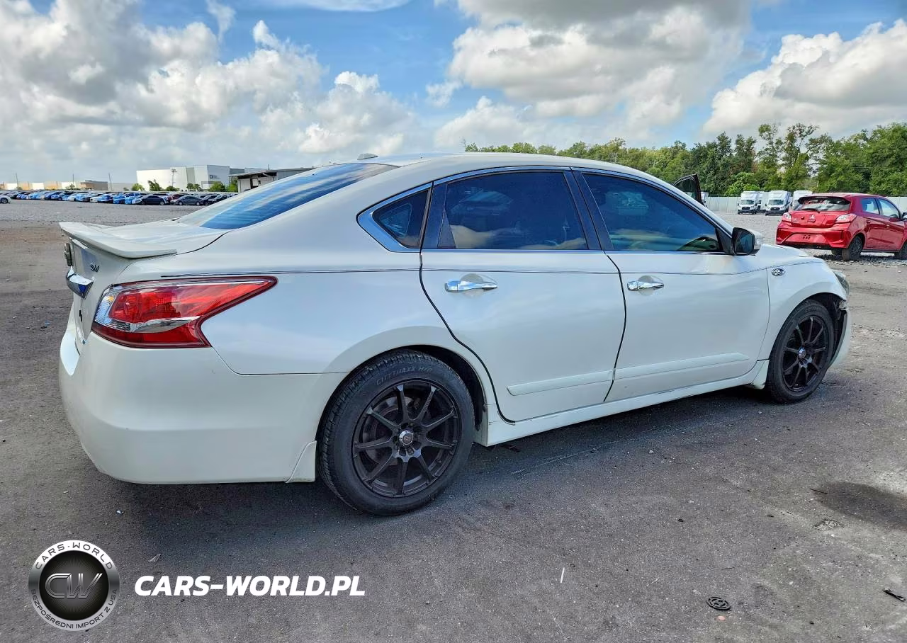 2013 Nissan Altima 2.5 VIN:1N4AL3AP6DC261328 - 3