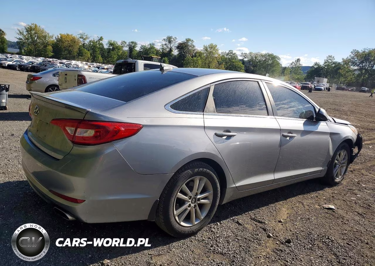 2015 Hyundai Sonata Se VIN:5NPE24AF7FH214960 - 3