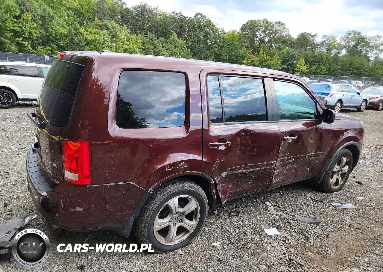 2013 Honda Pilot Exln VIN:5FNYF4H77DB046054 - 3