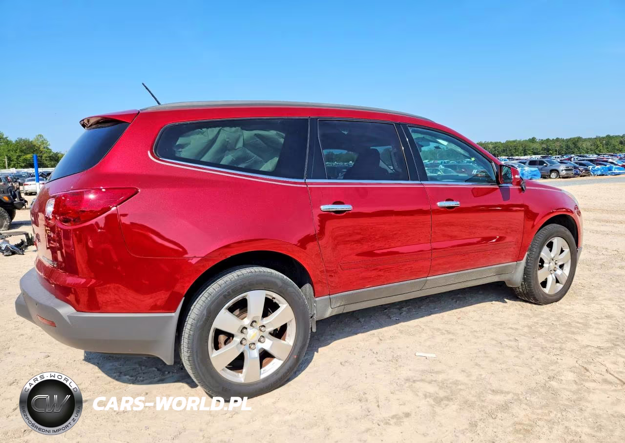 2012 Chevrolet Traverse Lt VIN:1GNKRGED4CJ182357 - 3