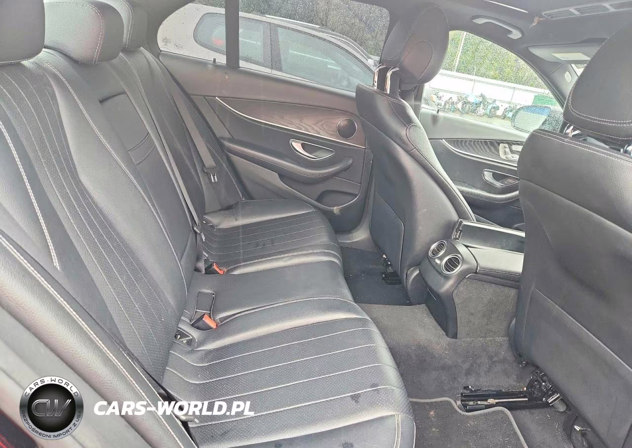 2019 Mercedes-Benz E 300 4Matic VIN:WDDZF4KBXKA638934 - 10