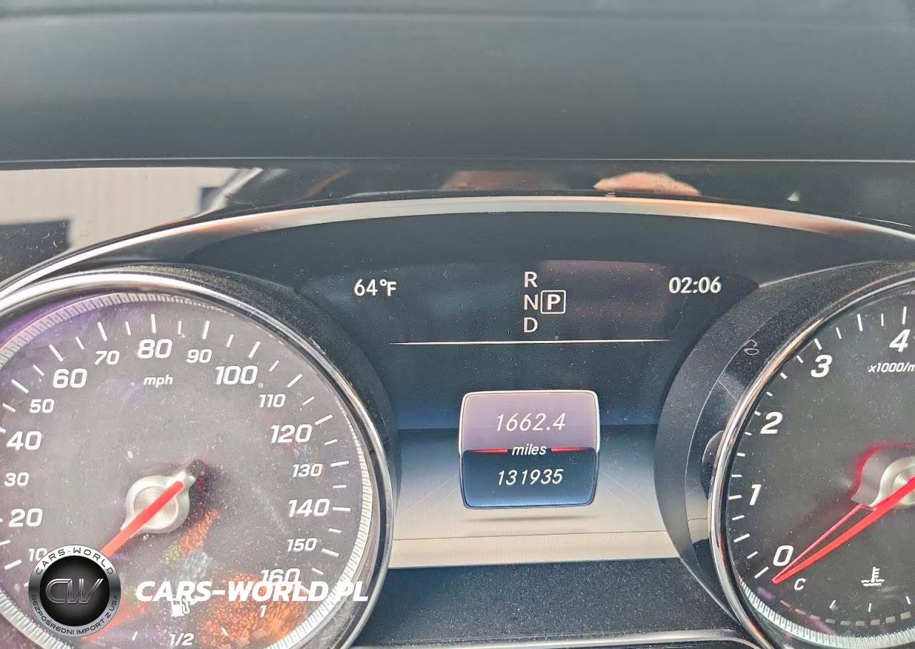 2019 Mercedes-Benz E 300 4Matic VIN:WDDZF4KBXKA638934 - 9