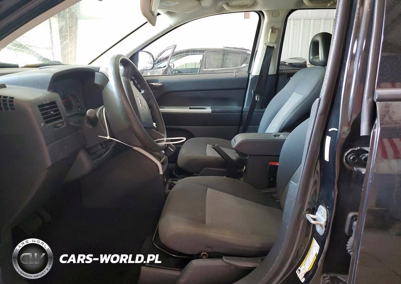 2008 Jeep Compass VIN:1J8FF47W28D780445 - 7