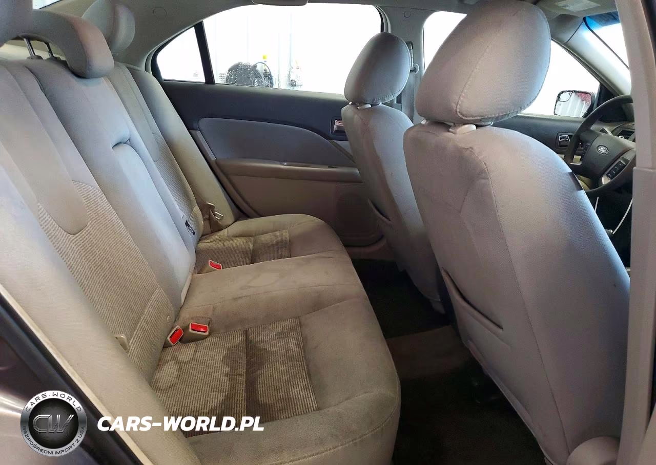 2011 Ford Fusion Se VIN:3FAHP0HA2BR280928 - 10
