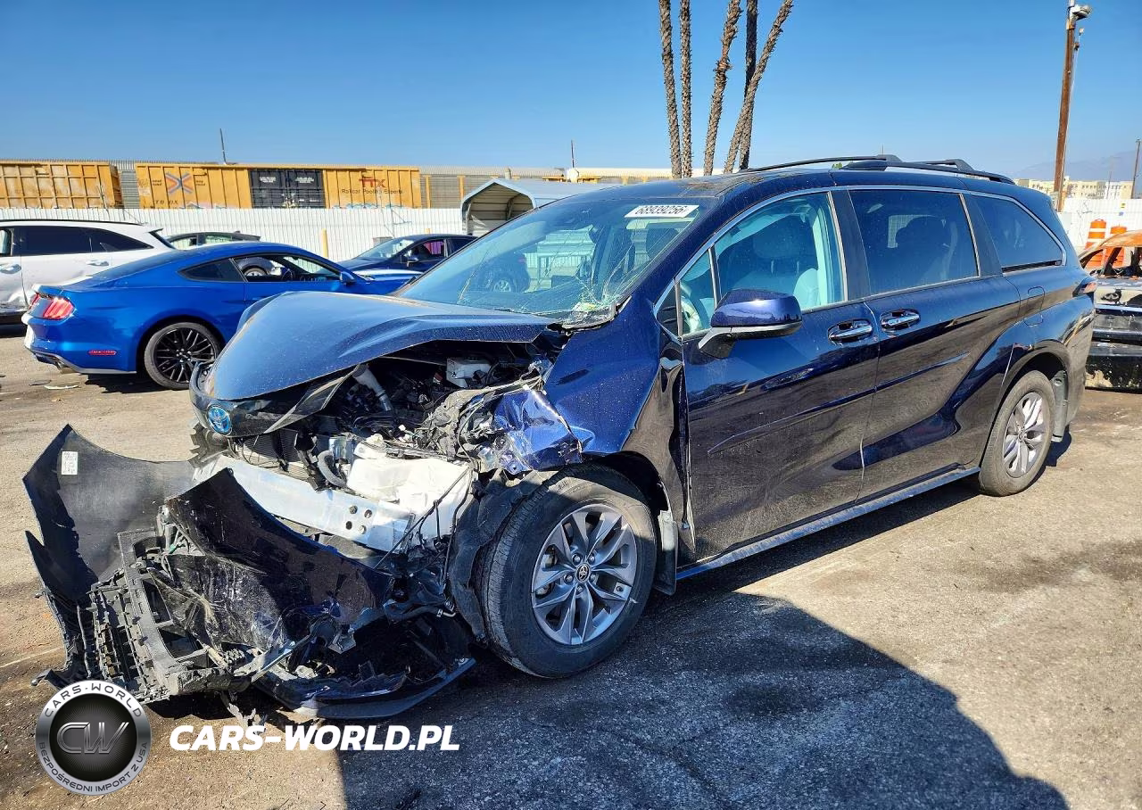 2024 Toyota Sienna Xle 7-Passenger