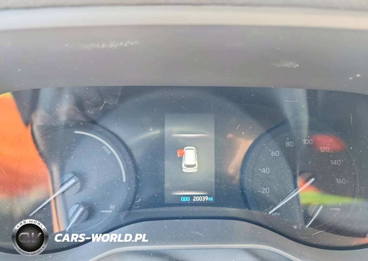 2024 Toyota Sienna Xle 7-Passenger VIN:5TDYSKFC7RS120155 - 9