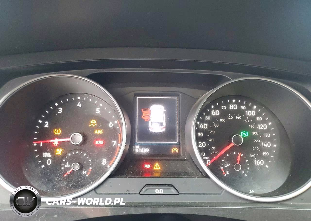 2019 Volkswagen Tiguan Se VIN:3VV3B7AX8KM090303 - 9