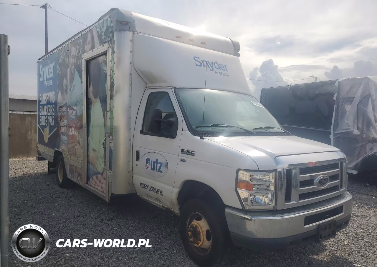 2013 Ford Econoline E350 Super Duty Cutaway Van VIN:1FDWE3FL8DDB05586 - 4