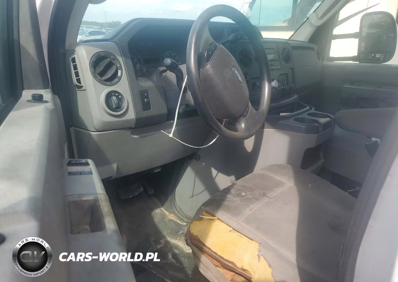 2013 Ford Econoline E350 Super Duty Cutaway Van VIN:1FDWE3FL8DDB05586 - 8