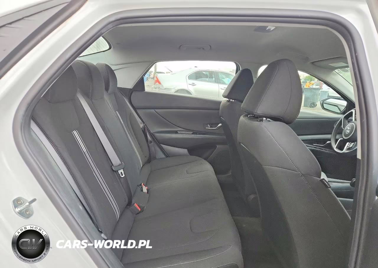 2021 Hyundai Elantra Blue VIN:KMHLM4AJ8MU009992 - 10