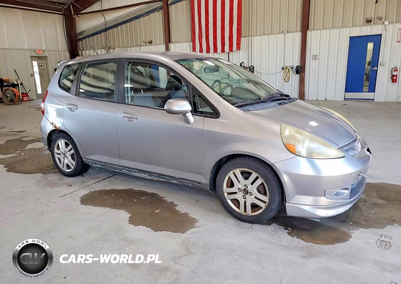 2008 Honda Fit Sport VIN:JHMGD37618S061337 - 4