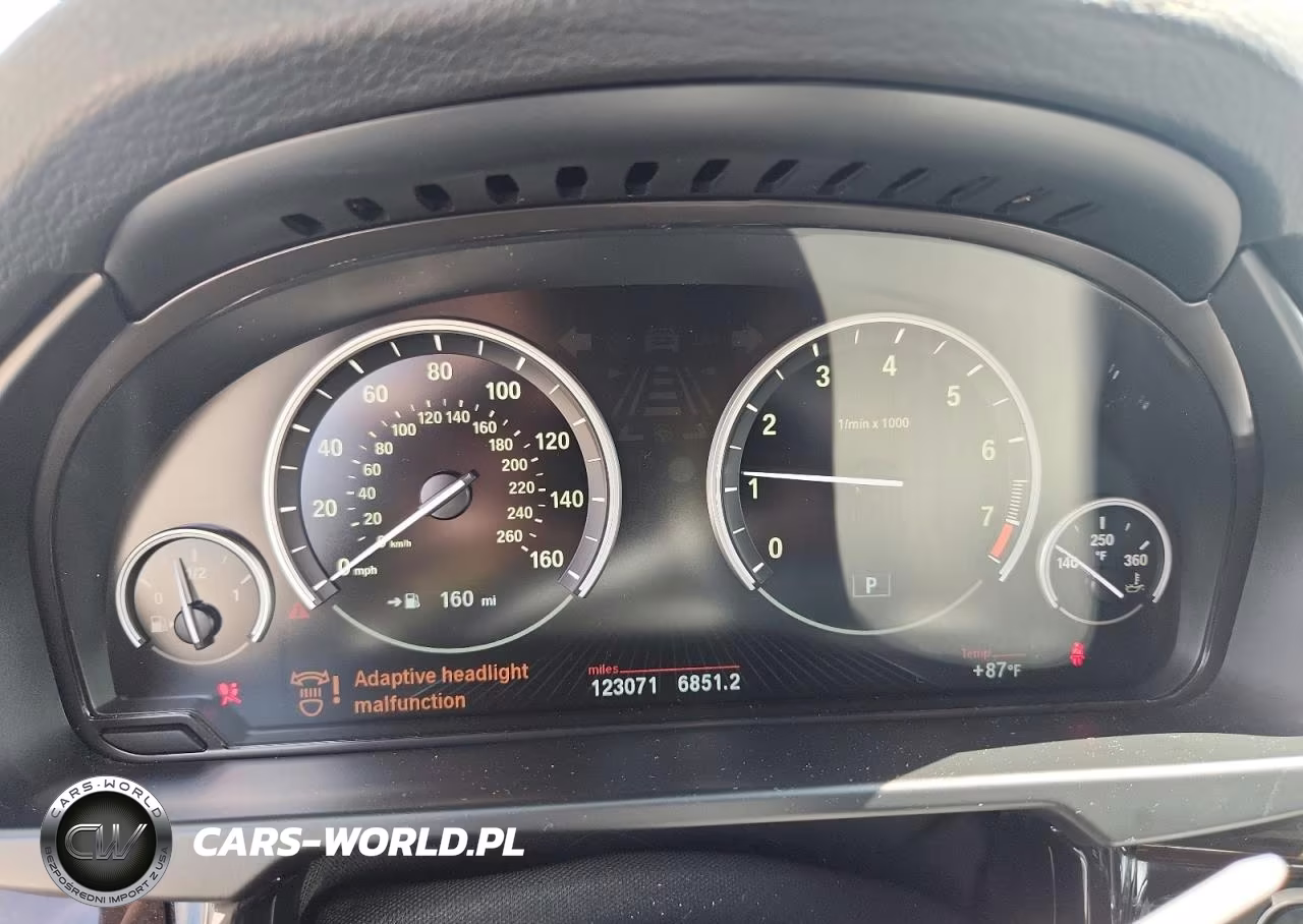 2016 BMW X5 xDrive35I VIN:5UXKR0C50G0P20705 - 9