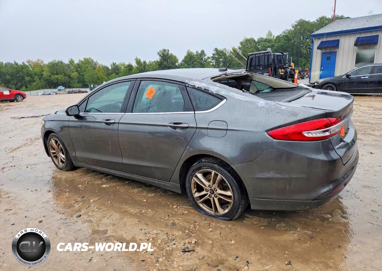 2018 Ford Fusion Se VIN:3FA6P0H70JR261465 - 2