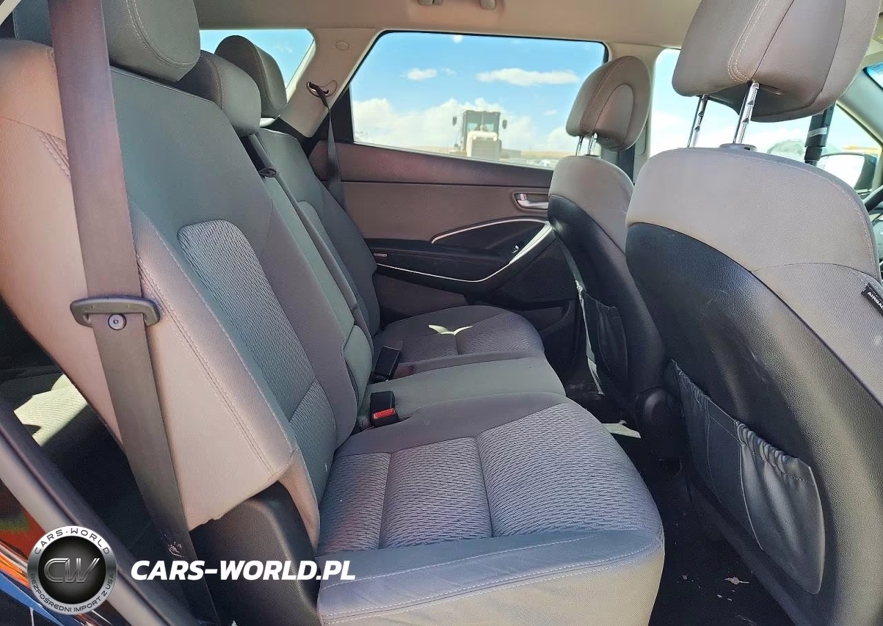 2017 Hyundai Santa Fe Se VIN:KM8SMDHF8HU220564 - 10