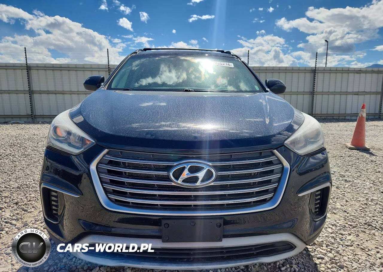2017 Hyundai Santa Fe Se VIN:KM8SMDHF8HU220564 - 5