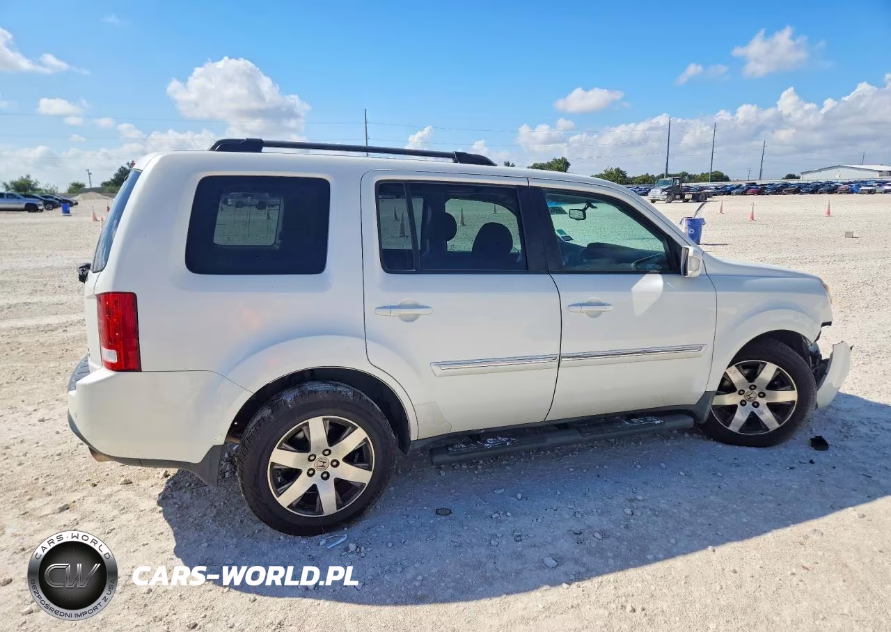 2015 Honda Pilot Touring VIN:5FNYF4H97FB078751 - 3