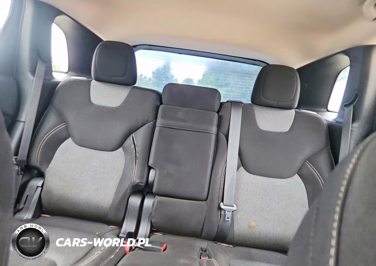 2015 Jeep Cherokee Sport VIN:1C4PJLAB9FW596602 - 10