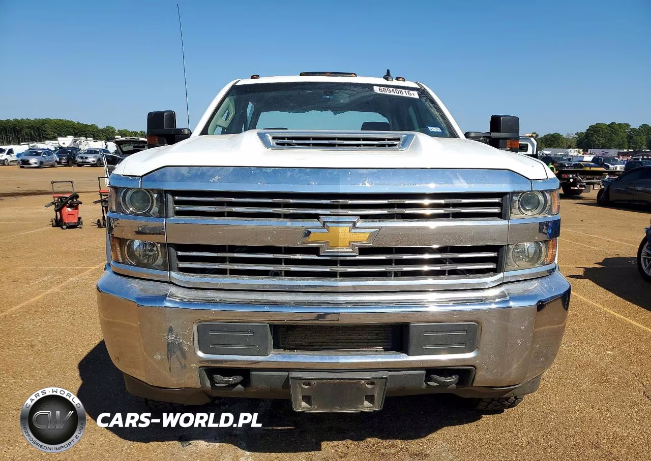 2017 Chevrolet Silverado K2500 Heavy Duty VIN:1GC1KUEYXHF220856 - 5