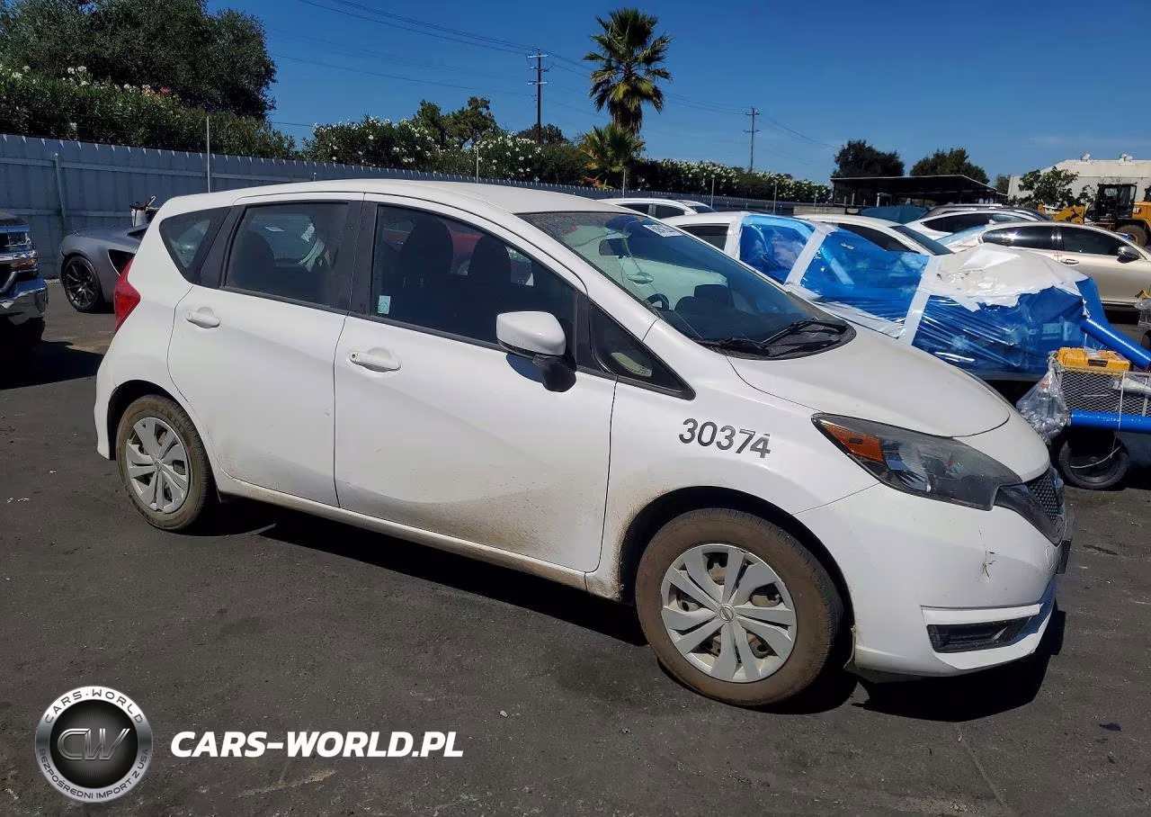 2019 Nissan Versa Note S VIN:3N1CE2CP2KL356851 - 4