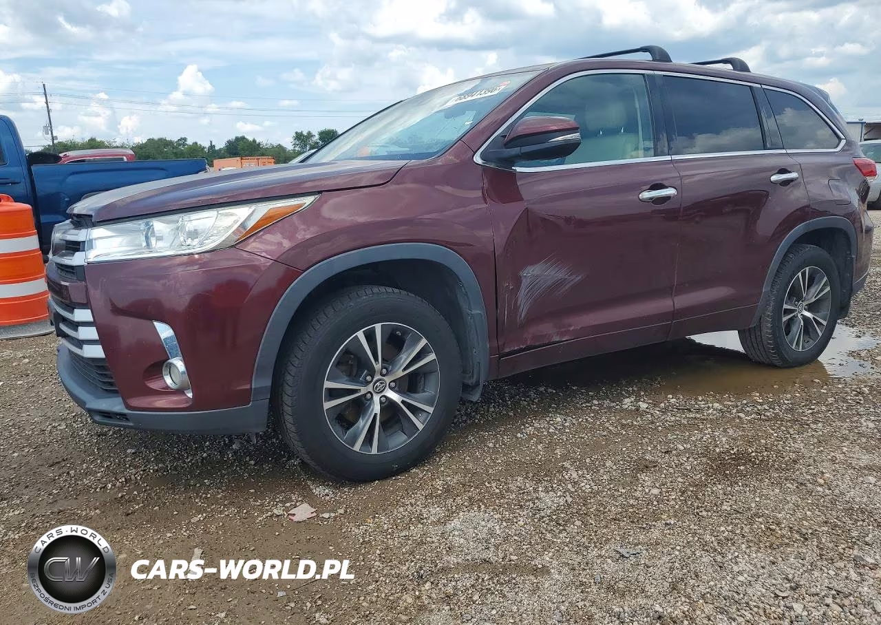2017 Toyota Highlander Le Plus VIN:5TDBZRFH7HS386201 - 1