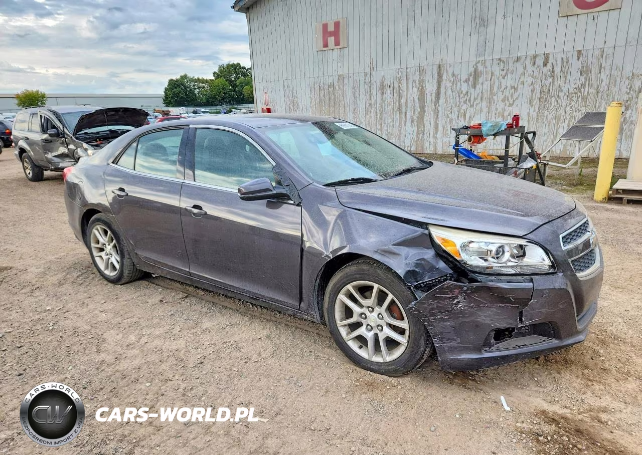 2013 Chevrolet Malibu 1Lt VIN:1G11D5RRXDF119869 - 4