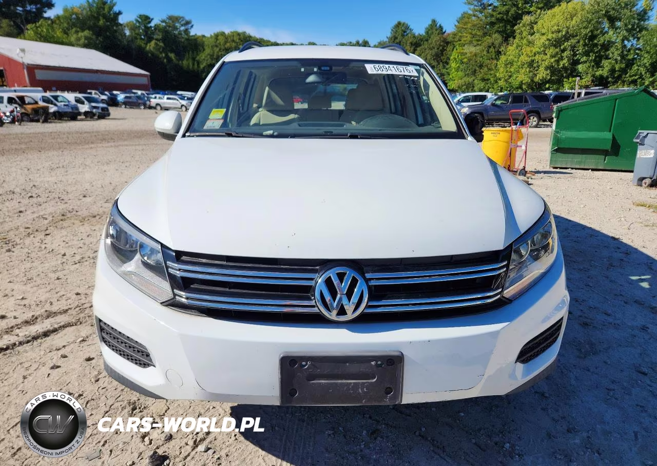 2016 Volkswagen Tiguan S VIN:WVGBV7AX1GW525893 - 5