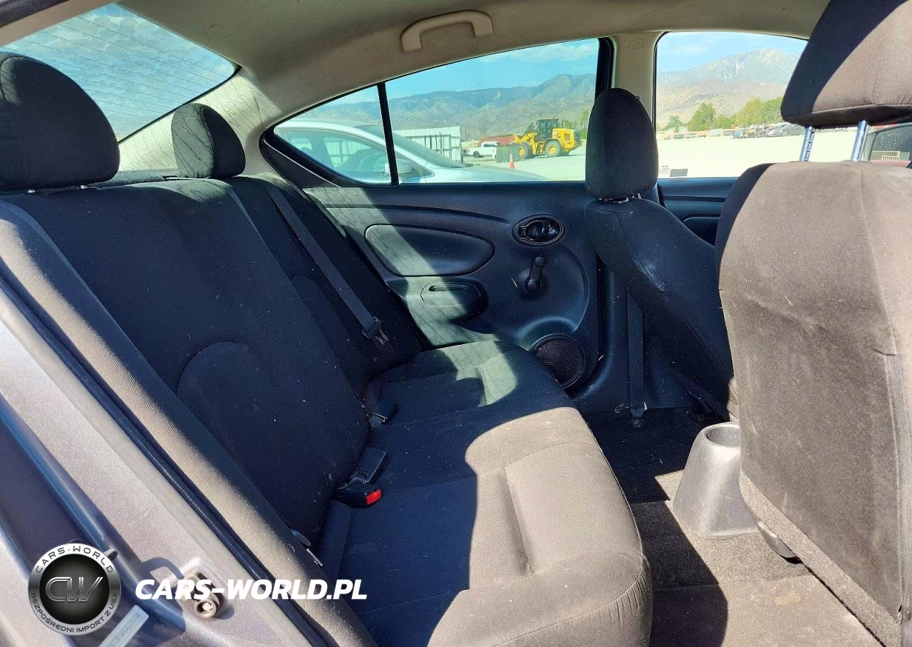2019 Nissan Versa S Plus VIN:3N1CN7AP1KL839778 - 10