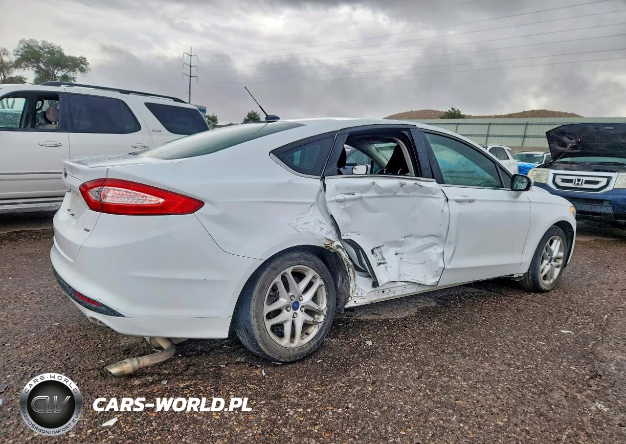 2014 Ford Fusion Se VIN:3FA6P0H71ER261657 - 3