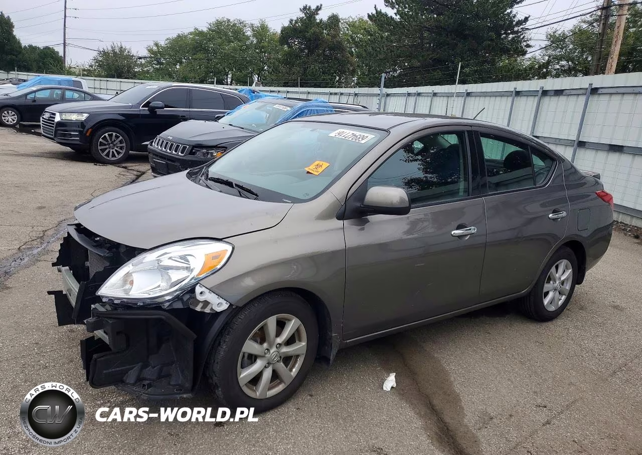 2014 Nissan Versa 1.6 Sv