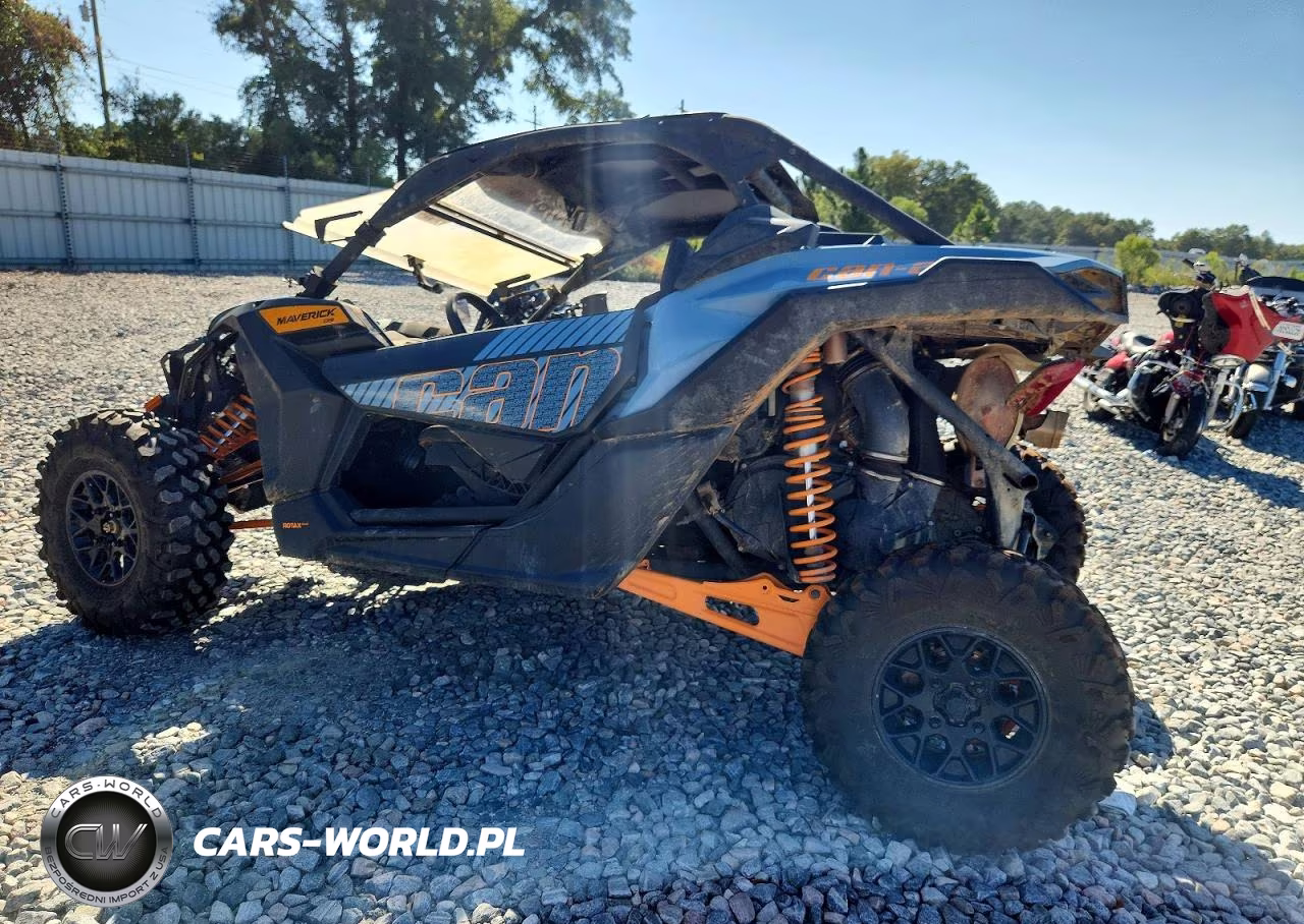 2025 Can-Am Maverick X3 Utility Vehicle VIN:3JBVGAY41SE001427 - 3