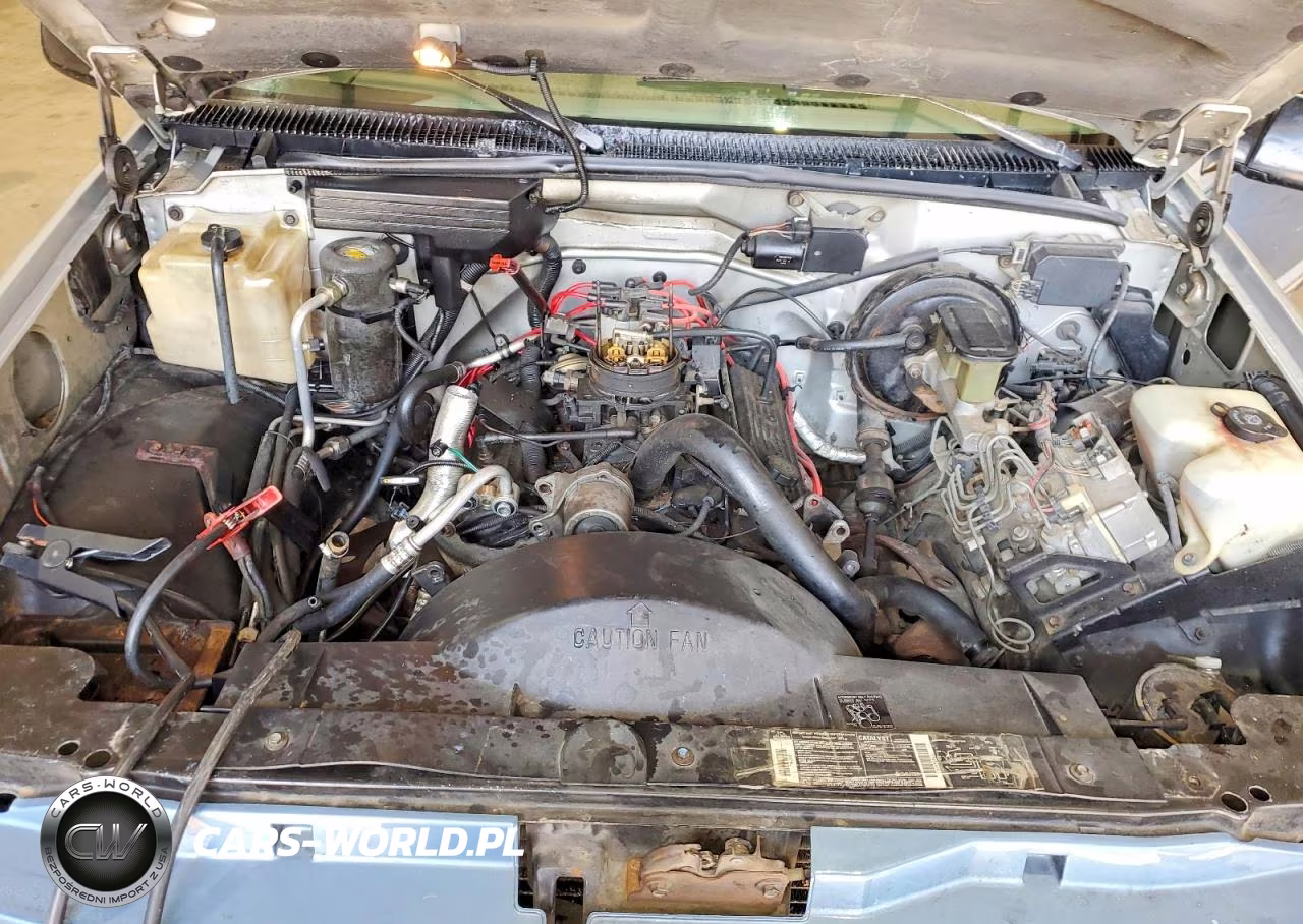 1994 GMC Suburban C1500 VIN:1GKEC16KXRJ733468 - 12