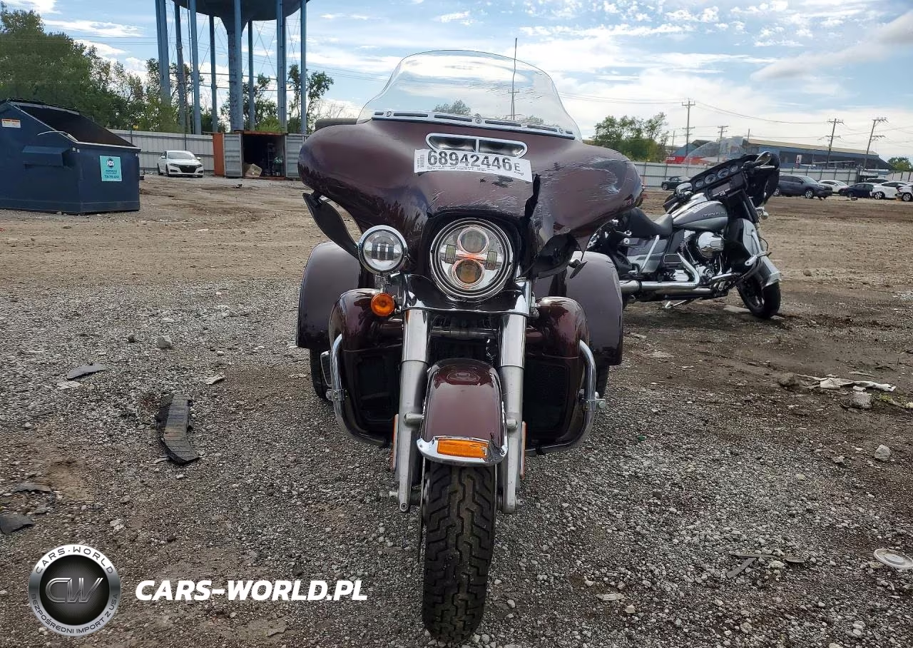 2019 Harley-Davidson Flhtcutg VIN:1HD1MAF14KB860911 - 2