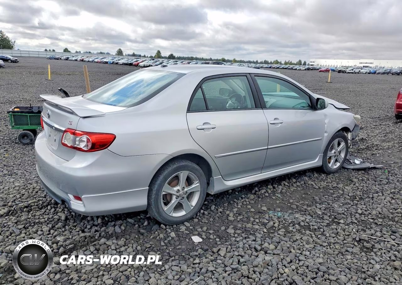 2011 Toyota Corolla S VIN:2T1BU4EE7BC683624 - 3